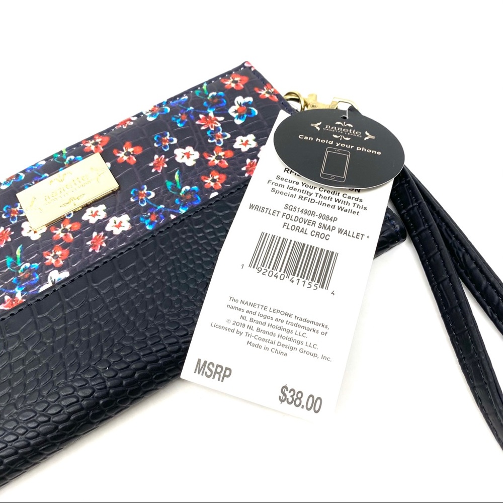 Nanette Lepore Floral Wallet wristlet NWT $38 - Picture 9 of 9